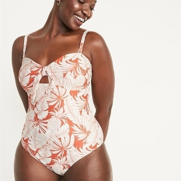 NWT Old Navy Tie-Front One-Piece Swimsuit Pineapple Hibiscus Print Plus Size 2X - Picture 8 of 16